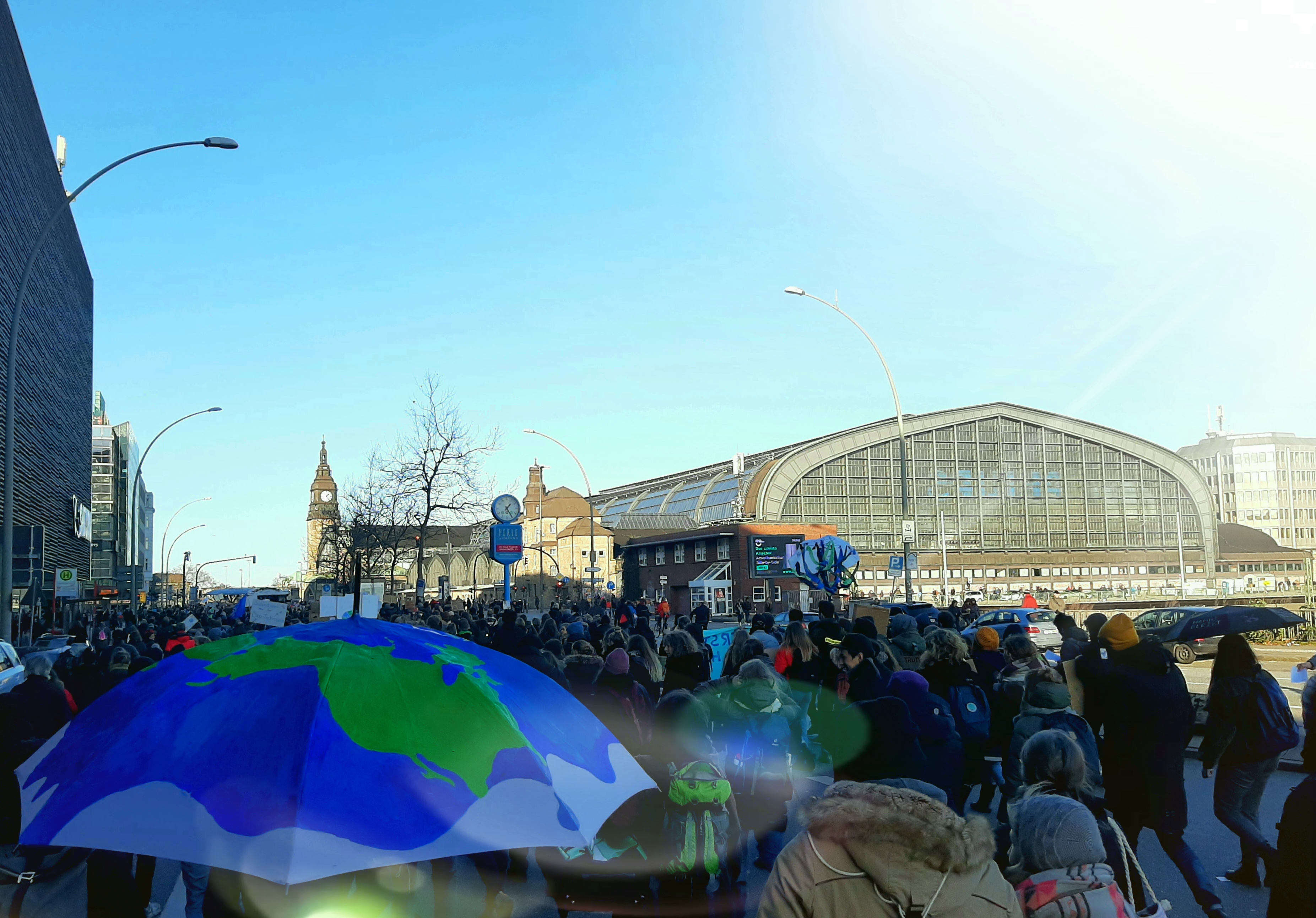 Klimastreik, Hamburg, Earth, main station, Hauptbahnhof, Demonstration, Fridays For Future